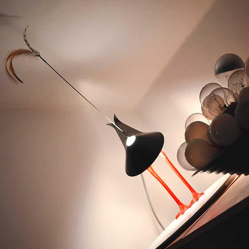 Ingo Maurer Lampada da tavolo Bibibibi LONGHO Design Concept