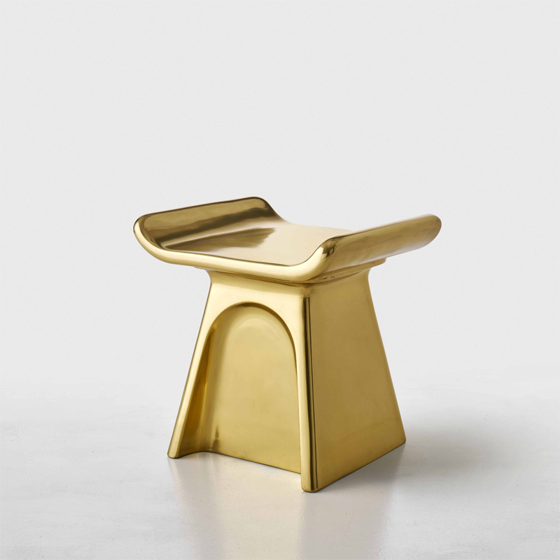 COLAMY Poltrona moderna imbottita con cuscino, sedia da lettura in tessuto, divano singolo con seduta e gambe in legno, beige
