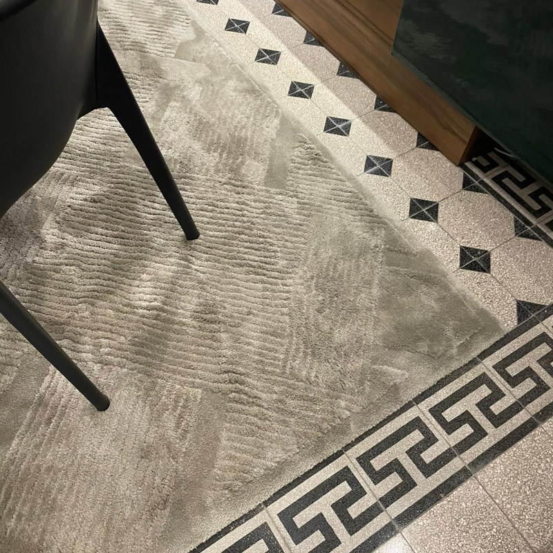 Molteni Tappeto Vibrazioni 300x300 Granito 1 Longho Design Palermo